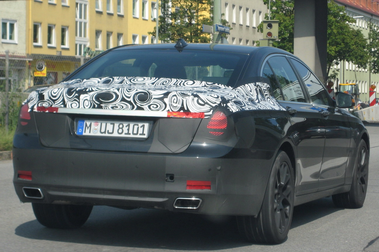 2010 BMW 5-Series Spy Photo