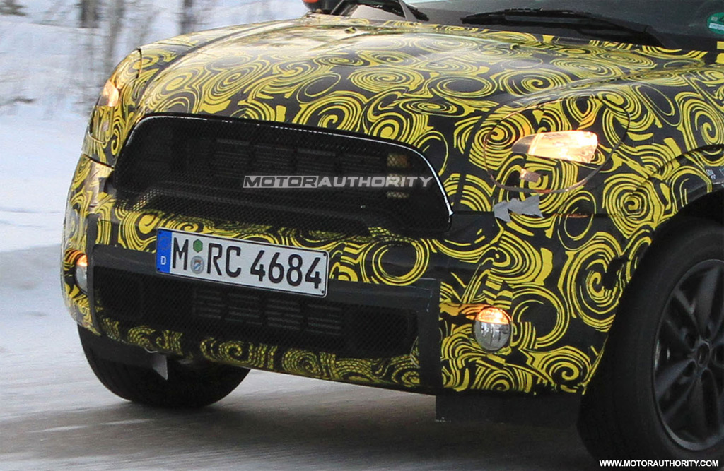 Spy Shots with the 2011 MINI Crossover
