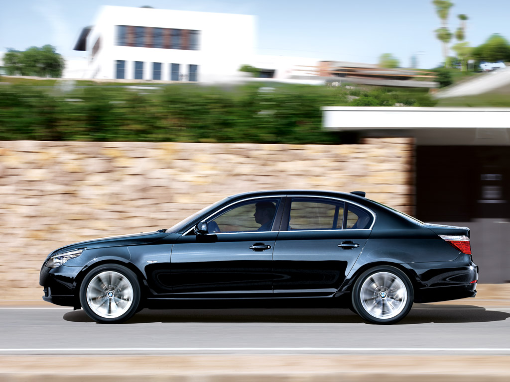 BMW announces 350,800-units recall due to brake problems
