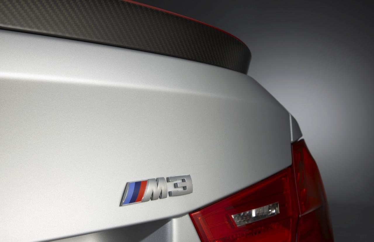VIDEO: More about the BMW M3 CRT (E90) special edition