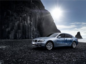 Hydrogen powered BMW 7 Series