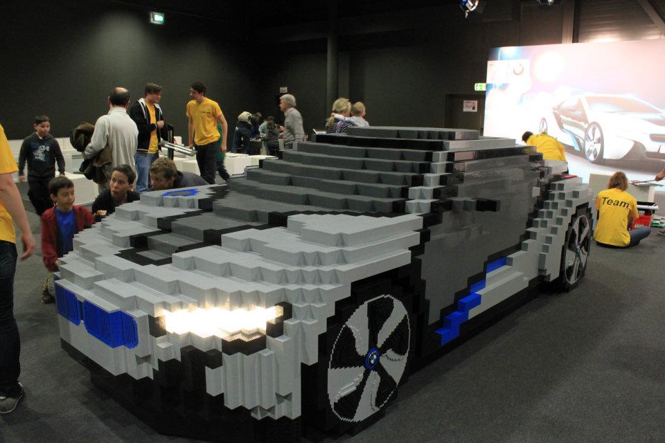 BMW i8 Concept replica made from LEGO