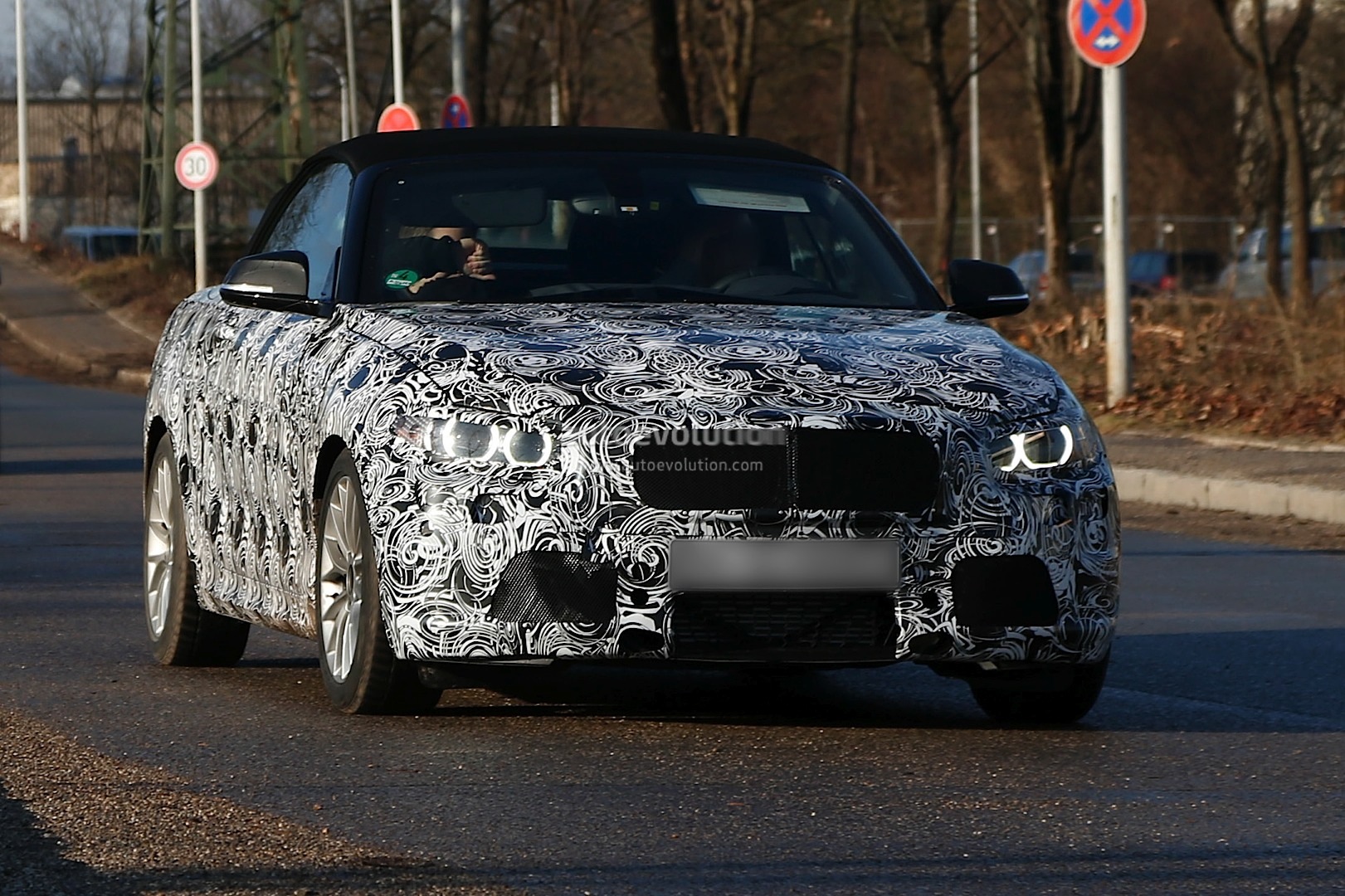 F23 BMW 2 Series Convertible spied