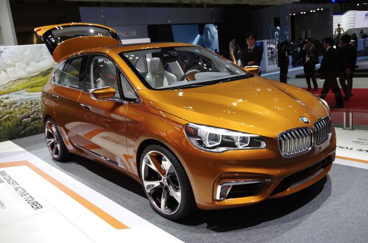 2015 brings the BMW Active Tourer to the US