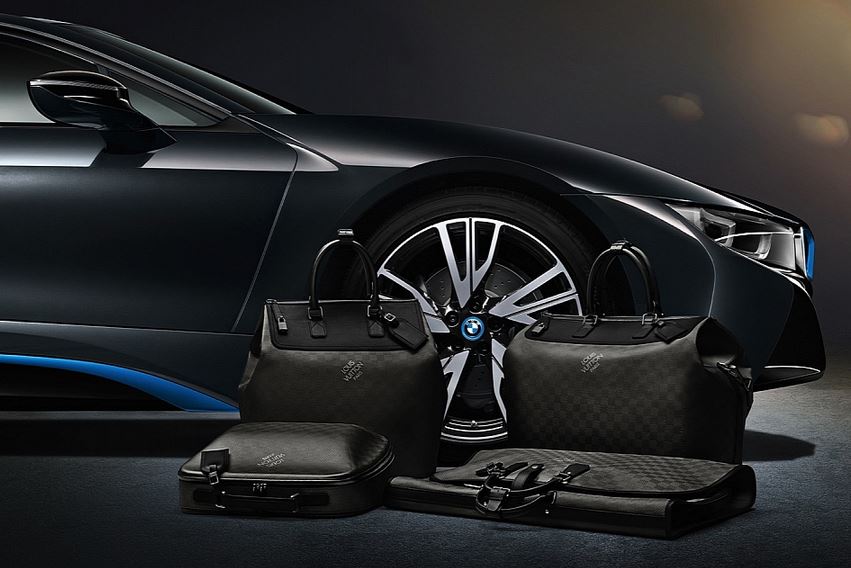 BMW i8 Louis Vuitton bags