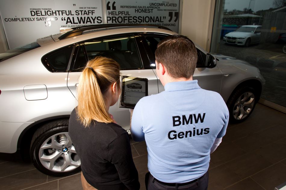 BMW’s Geniuses a great success, more to be employed