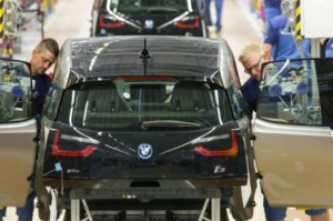 BMW i3 Electric Comes with Heavy Production to Keep Up with High Demands