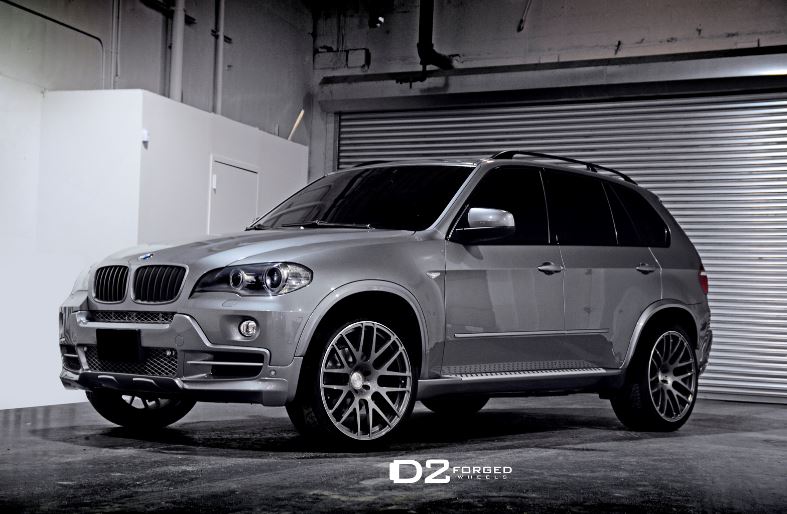 BMW X5 Equipped with D2FORGED MB1 Monoblock Wheels
