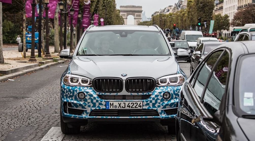 BMW X5 Concept eDrive Seen on the Streets of Paris