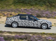2016 BMW 7-Series Spy Shot