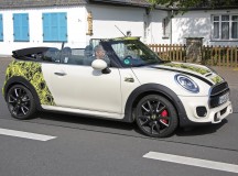 2016 MINI Convertible Spy Shot