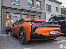 Matte Orange BMW i8