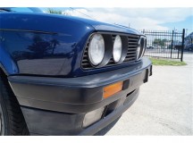 1989 BMW 320i