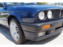 1989 BMW 320i
