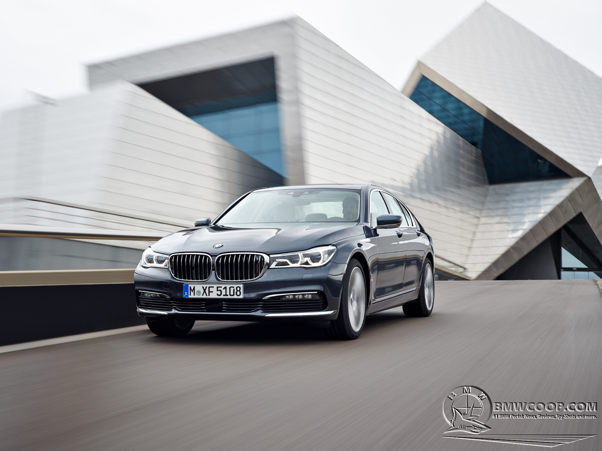 Video Showcases BMW`s Chief Design, Karim Habib, Explaining the Styling and Technology of 2016 BMW 7-Series