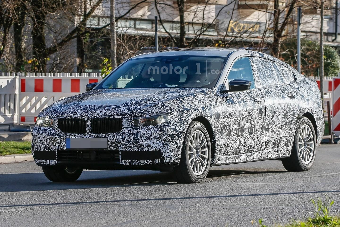 All-New 2018 BMW 5-Series GT Spy Shots Revealed