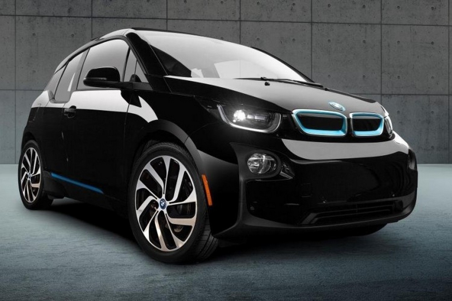 BMW USA: BMW i3 Shadow Sport Edition Launched