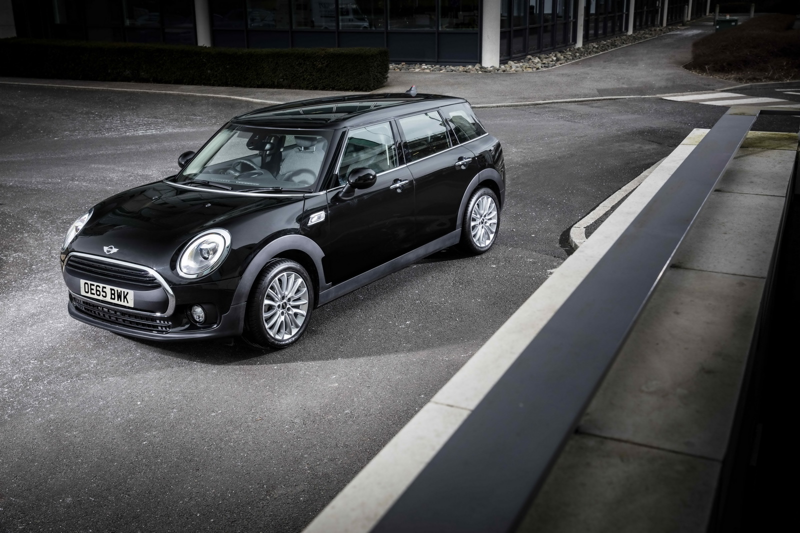 UK: 2016 MINI One D Clubman Priced from £21,375