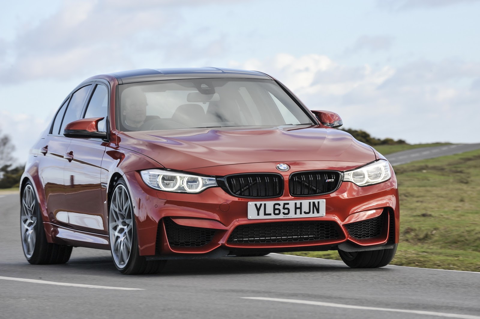 UK: BMW M3 & M4 with Competition Package – Prices and Details Released