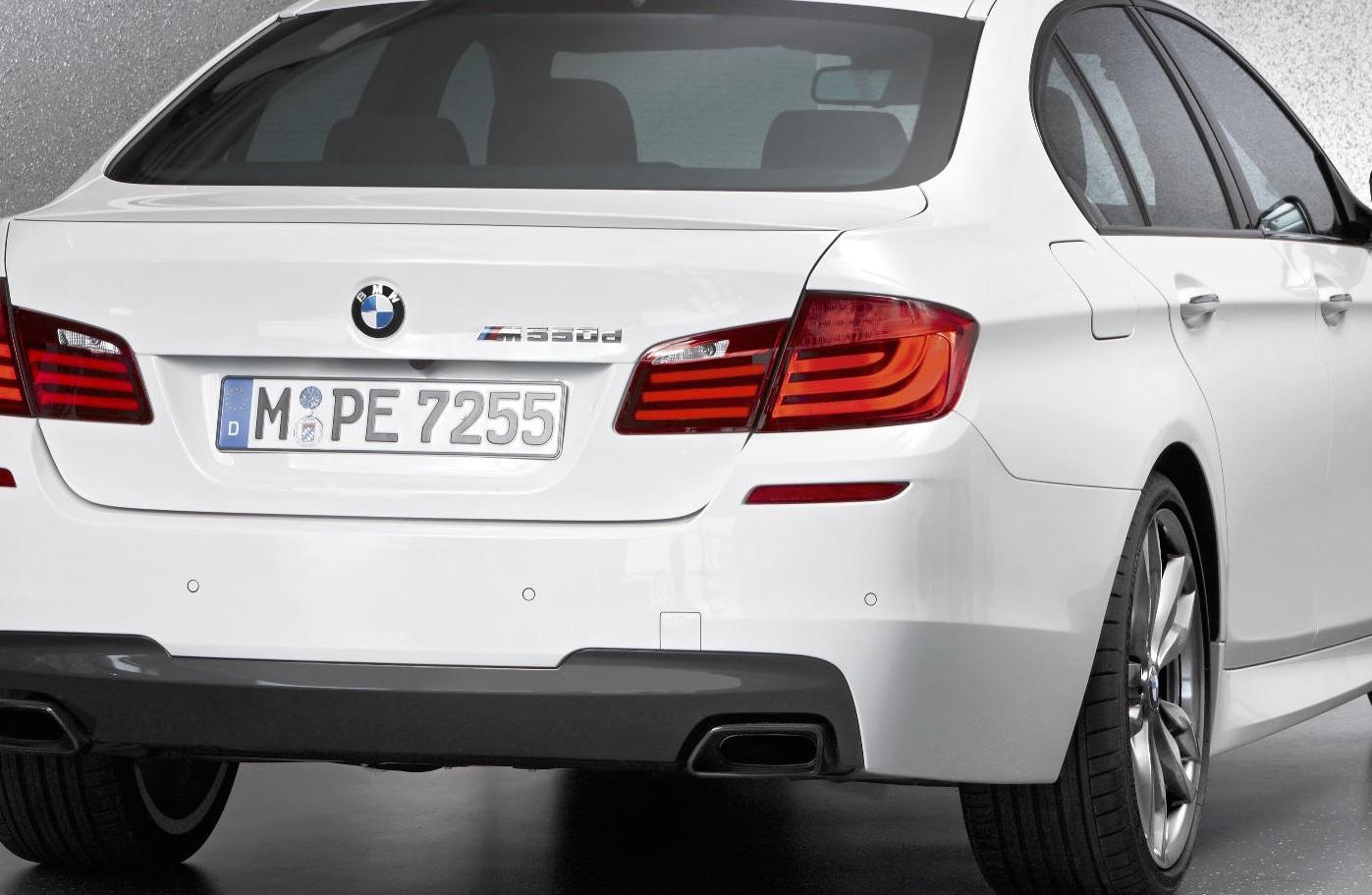 Report: BMW G30 M550d Might Receive Quad-Turbo Pot with Whopping Power