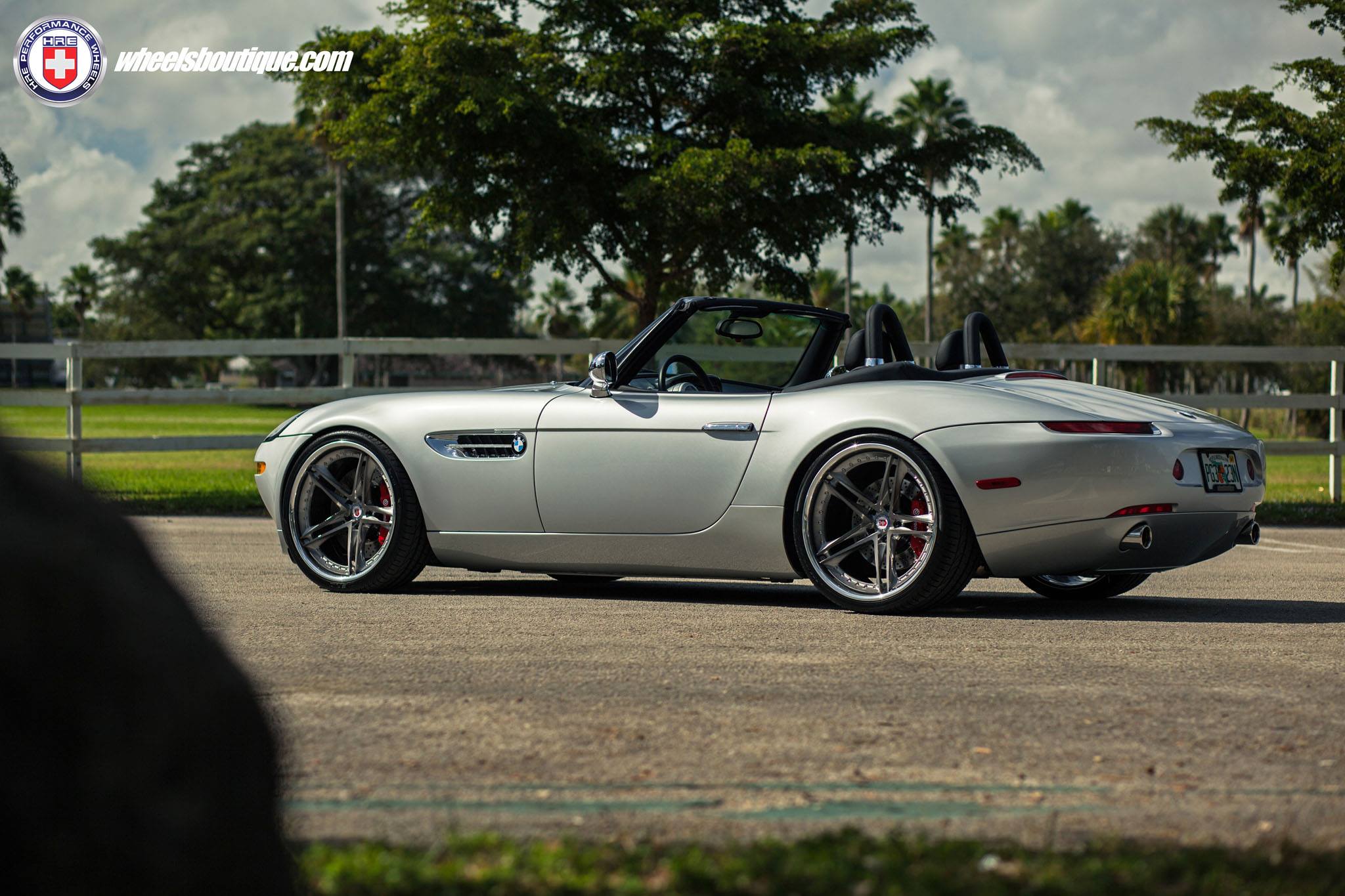 BMW Z8 Looks Marvelous with the HRE Wheels On