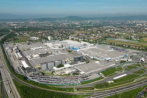 G30 BMW 5-Series Starts Production at Magna Steyr in Graz, Austria