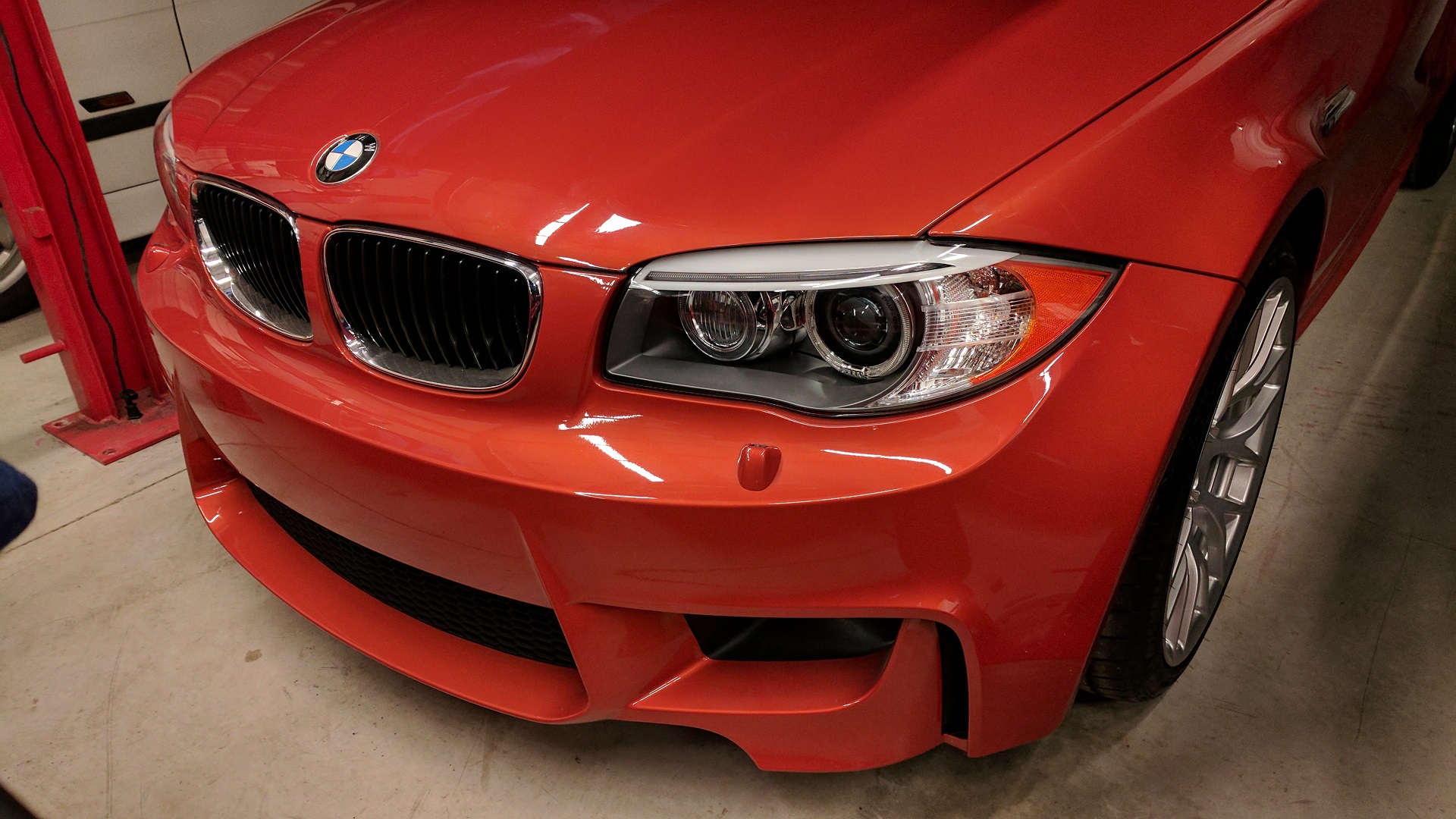 Canada: 2011 BMW 1M Is Up for Grabs