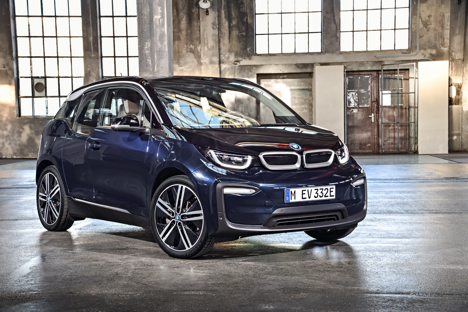 Gallery: 2018 BMW i3 & i3S Kick Off in the UK, Prices also Released